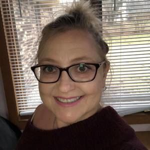 Meet your Posher, Michele